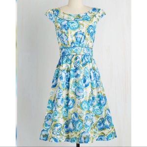 ModCloth Emily and Fin Painted Flower Dress XL